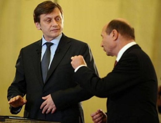Antonescu: Eu nu dorm şi tocmai de asta este foarte nervos Băsescu. El este bolnav de multe